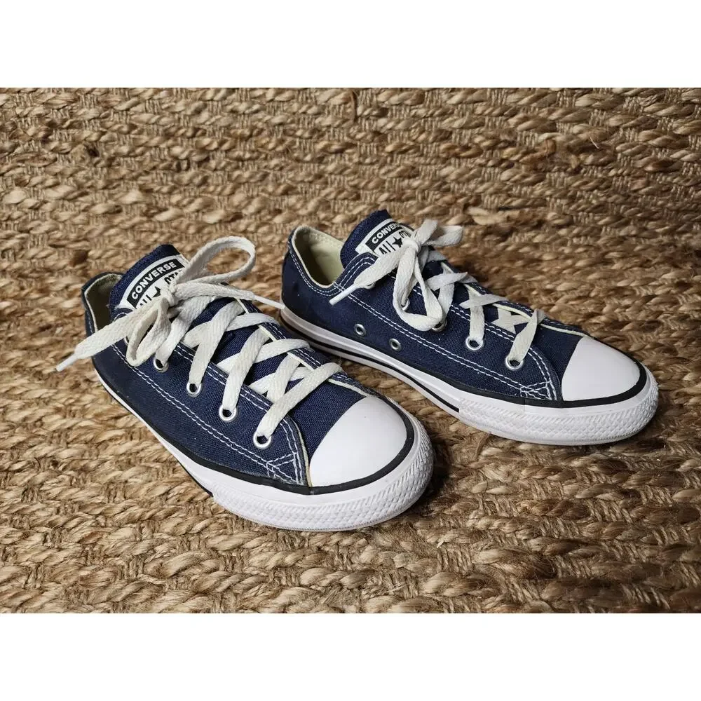 Converse Chuck Taylor All Star Shoes Youth Size 2 Blue Canvas Low Top Classic
